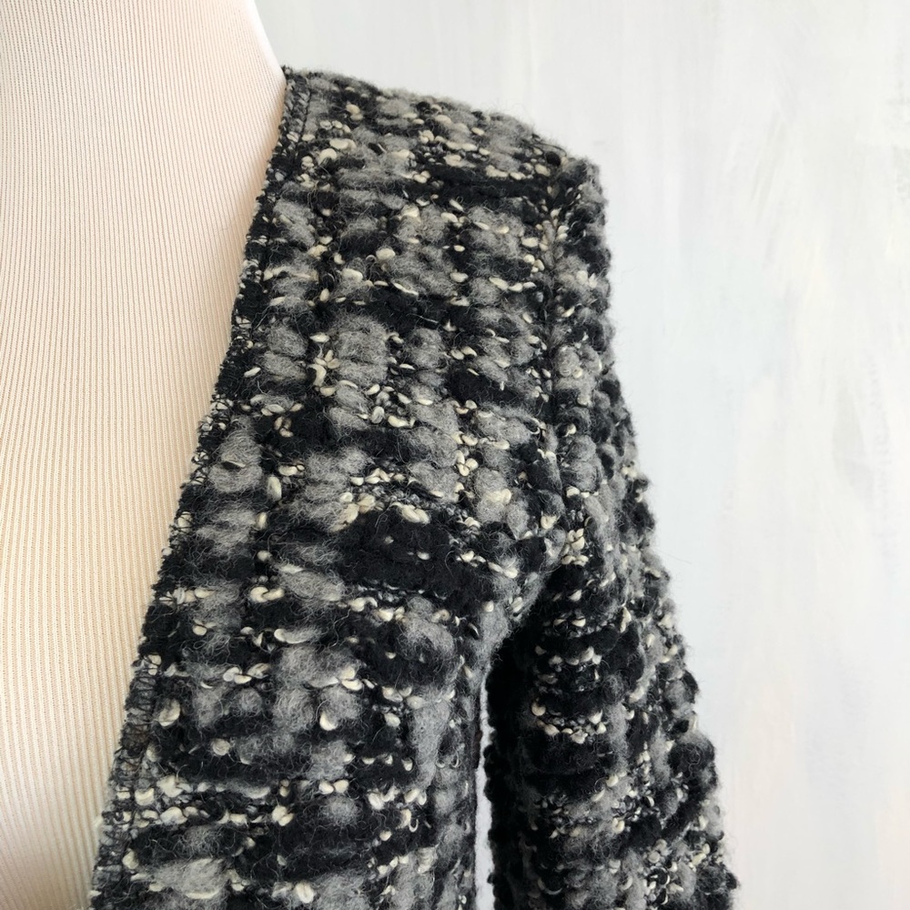 Club Monaco Lilias Boucle Wool Blend Blazer 2 - Picture 2 of 8